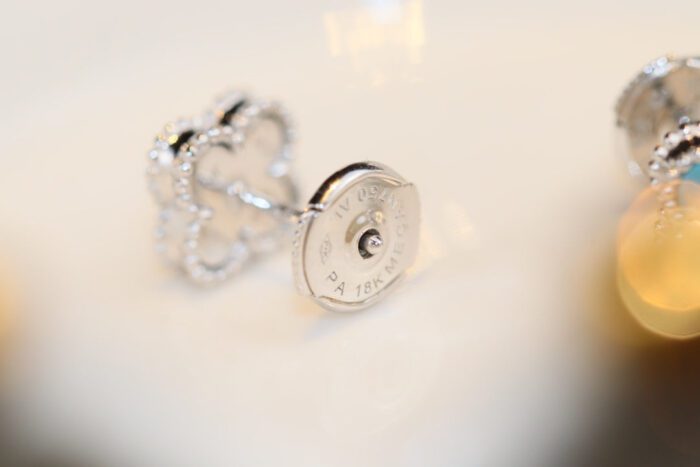 【Valeron Jewelry】CLOVER MINI TURQUOISE SILVER STUD EARRINGS - Image 7