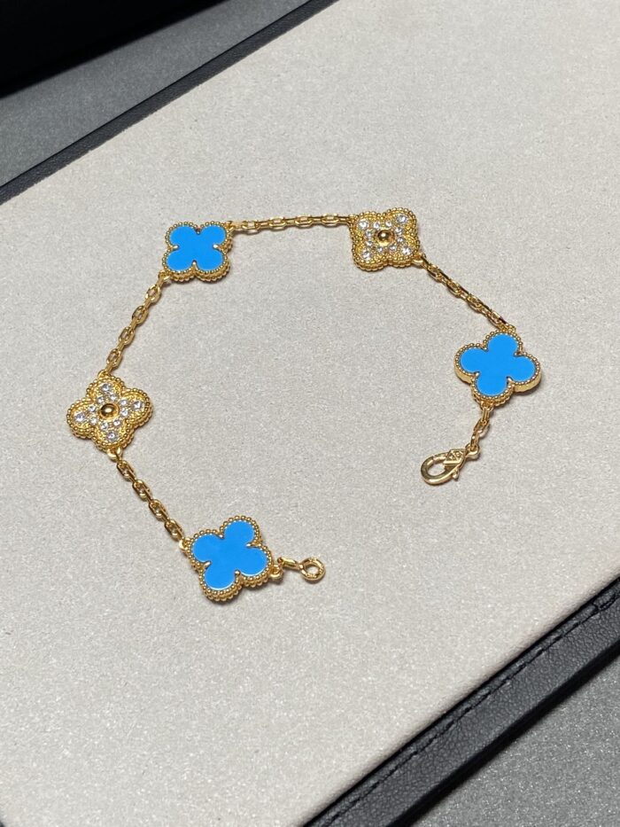 【Valleron Jewelry】CLOVER 5 MOTIF BLUE CHALCEDONY DIAMOND GOLD BRACELET - Image 6