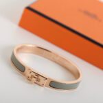 【Valeron Jewelry】HM KELLY BLUE GREEN BRACELET - Image 2