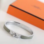 【Valeron Jewelry】HM KELLY BLUE GREEN BRACELET - Image 3