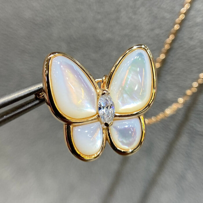 【Valleron Jewelry】BUTTERFLY MOP DIAMOND NECKLACE - Image 3