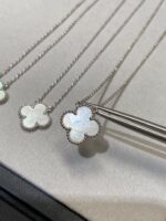 【Valleron Jewelry】CLOVER MEDIUM SILVER WHITE MOP NECKLACE - Image 2