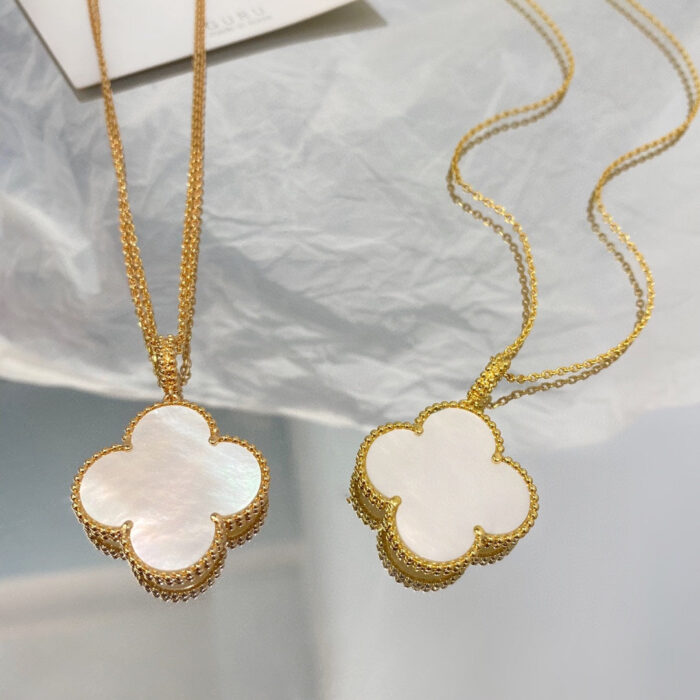 【Valleron Jewelry】CLOVER 25MM MOP LARGE PENDANT NECKLACE - Image 2