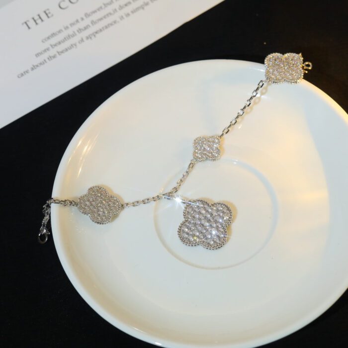【Valeron Jewelry】CLOVER BRACELET 5 MOTIF SILVER DIAMOND PAVED - Image 9