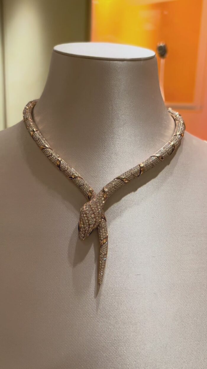 【Valeron Jewelry】HAUTE COUTURE GOLD SERPENTI NECKLACE - Image 2