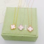 【Valleron Jewelry】CLOVER MINI 9.5mm Pink Necklace - Image 2