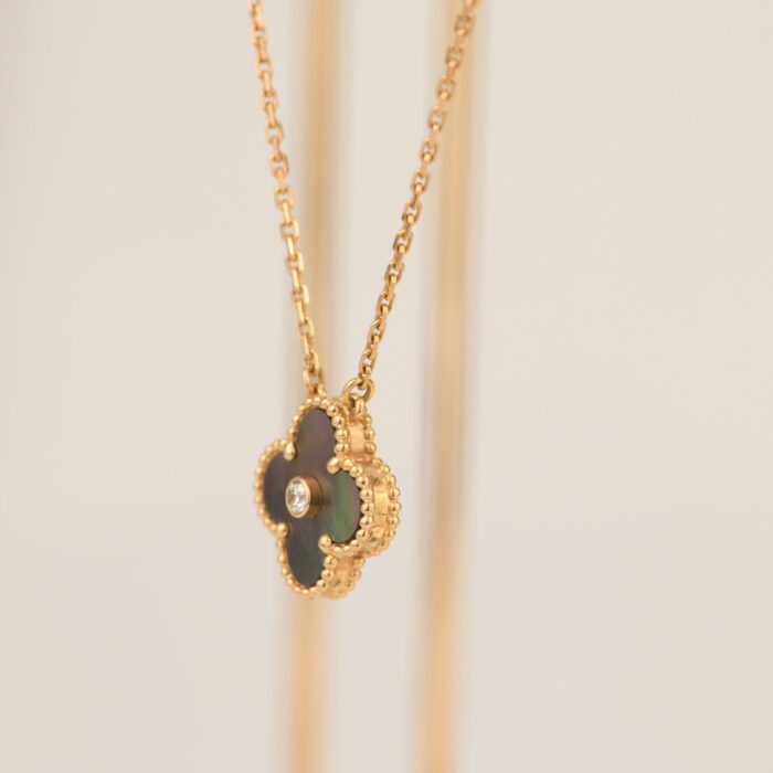 【Valleron Jewelry】CLOVER 15MM DIAMOND AND MOTHER-OF-GREY NECKLACE - Image 3