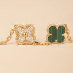 【Valeron Jewelry】CLOVER  5 MOTIF MALACHITE DIAMOND BRACELET - Image 6