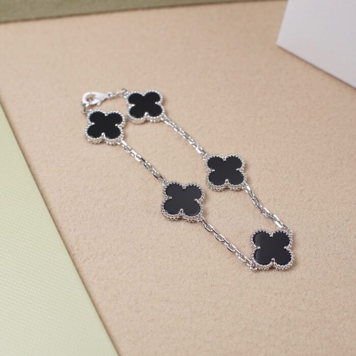 【Valleron Jewelry】CLOVER 5 MOTIF ONYXS  BRACELET SILVER - Image 3