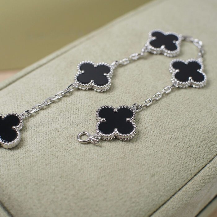 【Valleron Jewelry】CLOVER 5 MOTIF ONYXS  BRACELET SILVER - Image 5