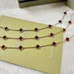 【Valeron Jewelry】CLOVER 6 MOTIF RED AGATE BRACELET - Image 3