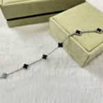 【Valeron Jewelry】CLOVER 6 MOTIF  ONYXS BRACELET