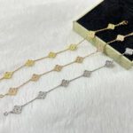 【Valeron Jewelry】CLOVER 6 MOTIF DIAMOND BRACELET - Image 2