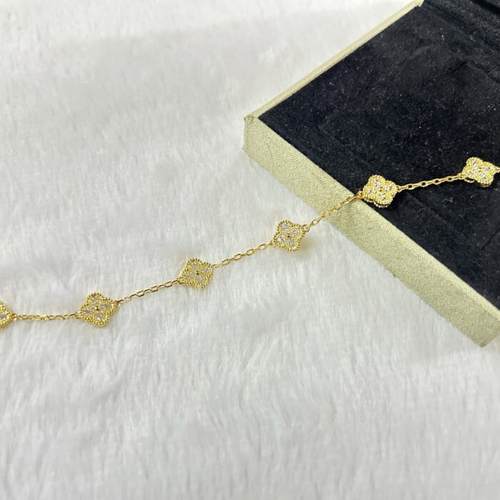 【Valeron Jewelry】CLOVER 6 MOTIF DIAMOND BRACELET - Image 3