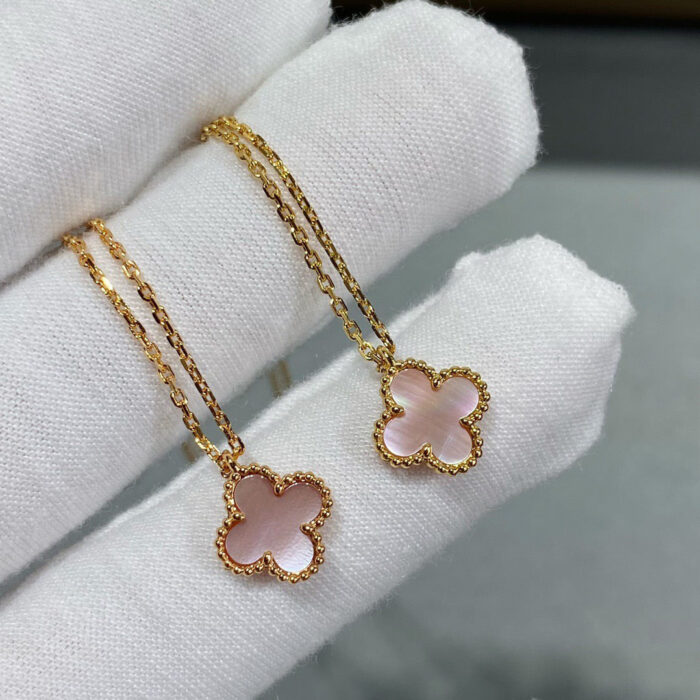 【Valleron Jewelry】CLOVER 15MM PINK MOTHER-OF-PEARL SINGLE FLOWER NECKLACE - Image 3