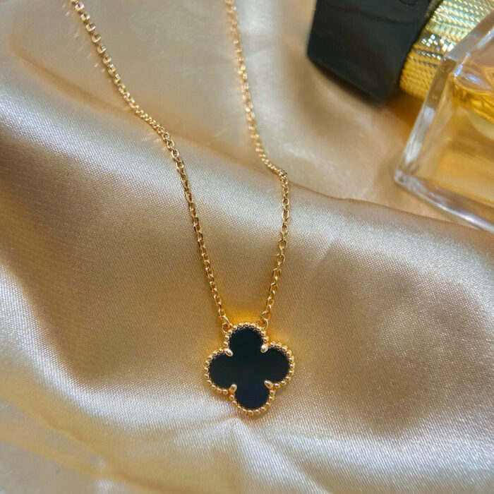 【Valerone Jewelry】CLOVER 15MM BLACK ONYX SINGLE FLOWER NECKLACE - Image 5