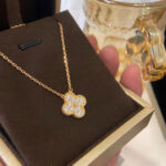 【Valleron Jewelry】CLOVER 15MM DIAMOND SINGLE FLOWER NECKLACE - Image 6
