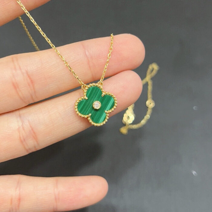 【Valleron Jewelry】CLOVER 15MM DIAMOND TURQUOISE NECKLACE - Image 3