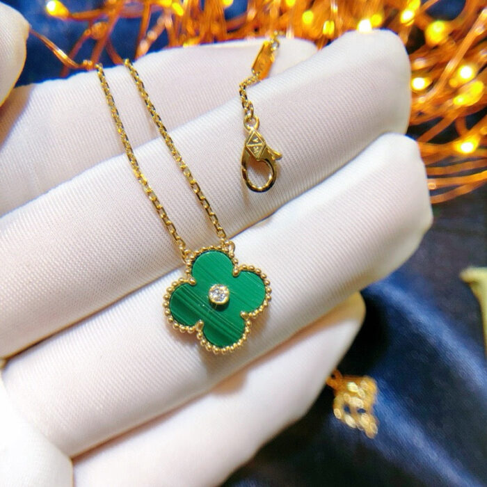【Valleron Jewelry】CLOVER 15MM DIAMOND TURQUOISE NECKLACE - Image 2
