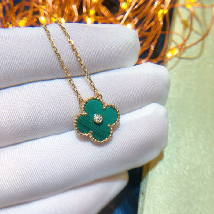 【Valleron Jewelry】CLOVER 15MM DIAMOND TURQUOISE NECKLACE - Image 4