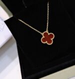 【Valerone Jewelry】CLOVER 15MM CARNELIAN SINGLE FLOWER NECKLACE