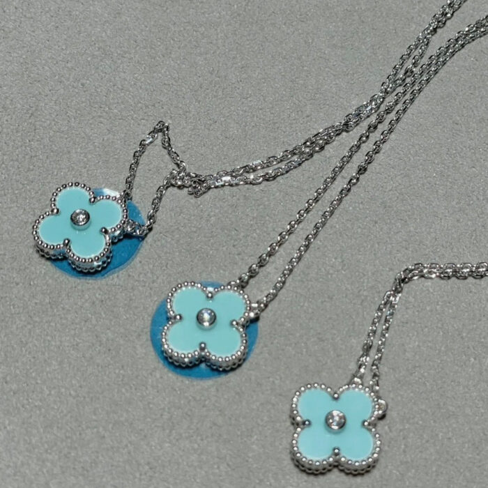 【Valleron Jewelry】CLOVER 1 DIAMOND LIGHT BLUE SILVER NECKLACE - Image 2