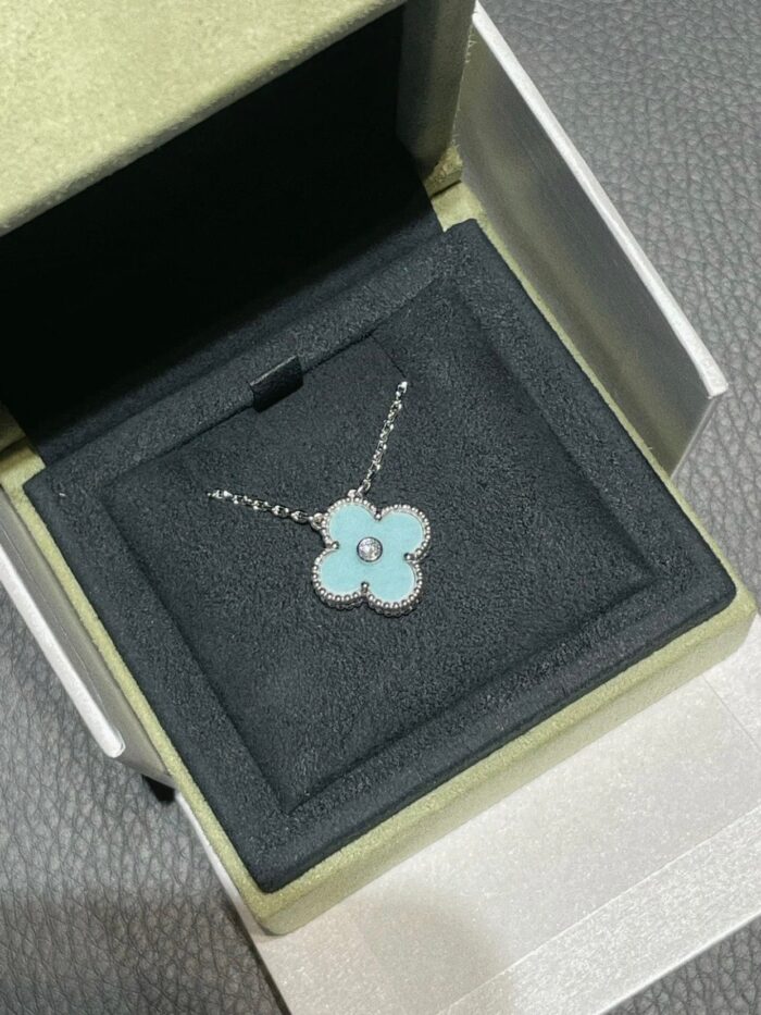 【Valleron Jewelry】CLOVER 1 DIAMOND LIGHT BLUE SILVER NECKLACE - Image 6