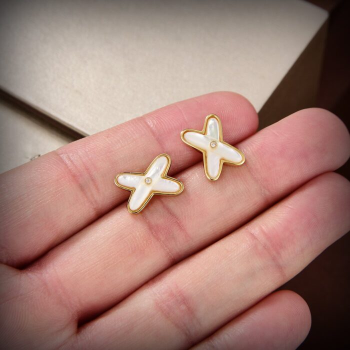 【Valeron Jewelry】JEUX DE WHITE MOP GOLD DIAMOND EARRINGS - Image 6