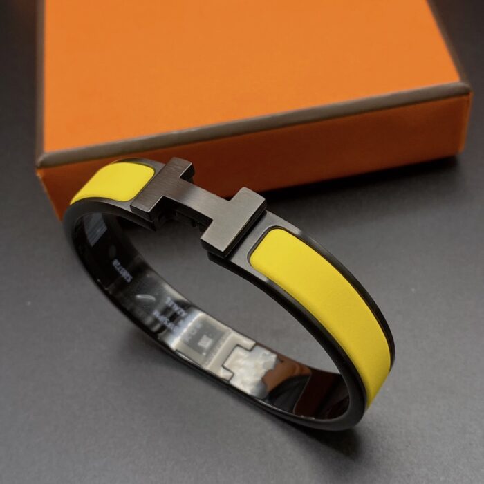 【Valeron Jewelry】CLIC HM SO BLACK YELLOW BRACELET - Image 1