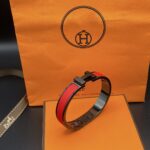 【Valeron Jewelry】CLIC HM SO BLACK RED BRACELET - Image 3