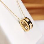 【Valleron Jewelry】HM CLIC BLACK ENAMEL GOLD NECKLACE - Image 2