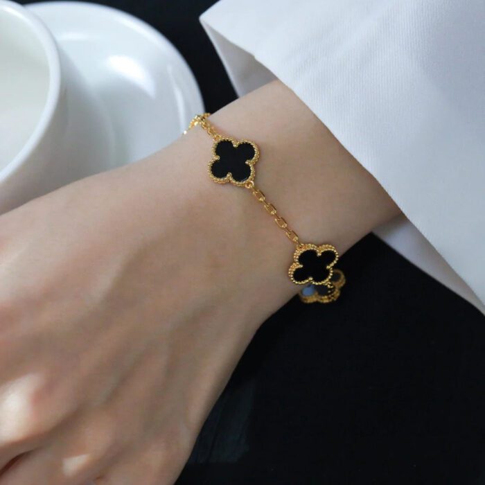【Valerone Jewelry】CLOVER  5 MOTIFS BLACK ONYX BRACELET - Image 7