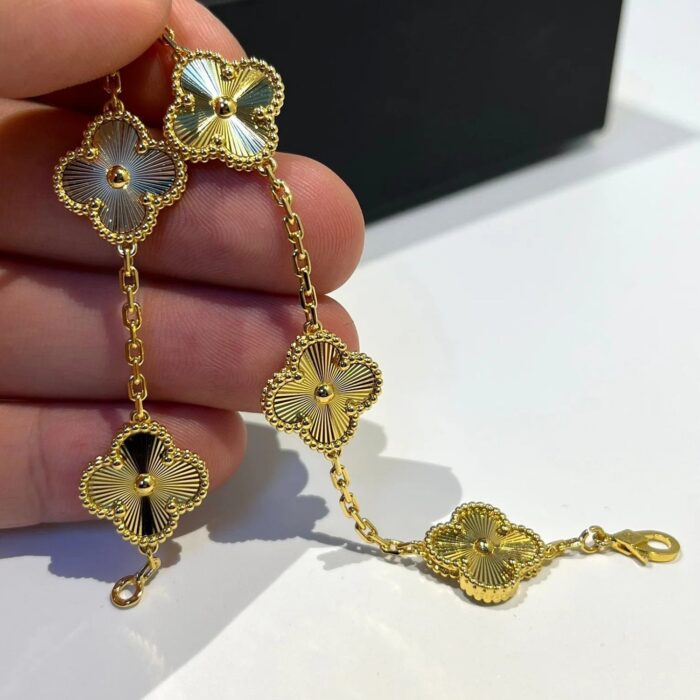 【Valleron Jewelry】CLOVER 5 FLOWERS LASER BRACELET - Image 4