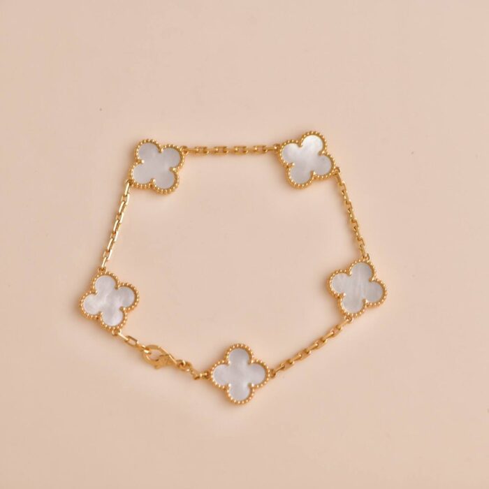 【Valleron Jewelry】CLOVER  5 MOTIF WHITE MOP BRACELET - Image 7