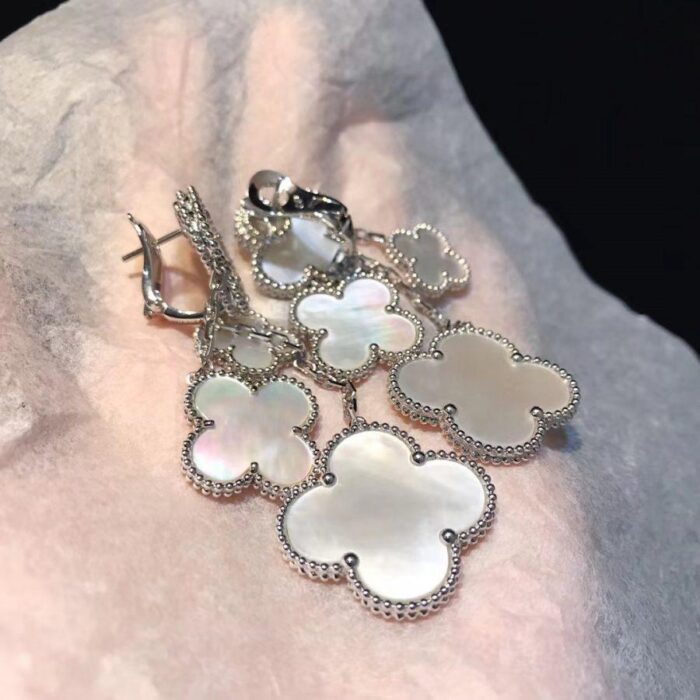 【Valeron Jewelry】CLOVER EARRINGS WHITE MOP 4 MOTIFS SILVER - Image 3