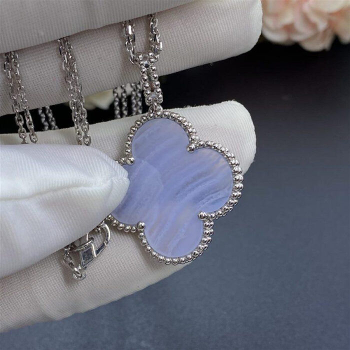 【Valleron Jewelry】CLOVER SILVER CHALCEDONY BIG CLOVER NECKLACE - Image 3