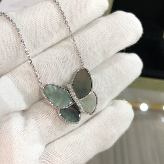 【Valeron Jewelry】LARGE BUTTERFLY SILVER PENDANT DIAMOND NECKLACE - Image 3