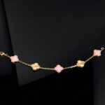 【Valleron Jewelry】CLOVER BRACELET 5 MOTIF PINK AND PINK GOLD - Image 4