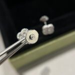 【Valeron Jewelry】CLOVER MINI DIAMOND STUD EARRINGS - Image 2