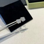 【Valeron Jewelry】CLOVER MINI DIAMOND STUD EARRINGS - Image 10