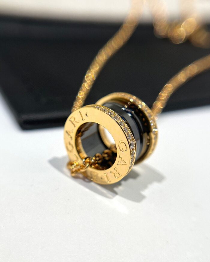 【Valerone Jewelry】ZERO 1 BLACK CERAMIC DIAMOND PINK GOLD NECKLACE - Image 2